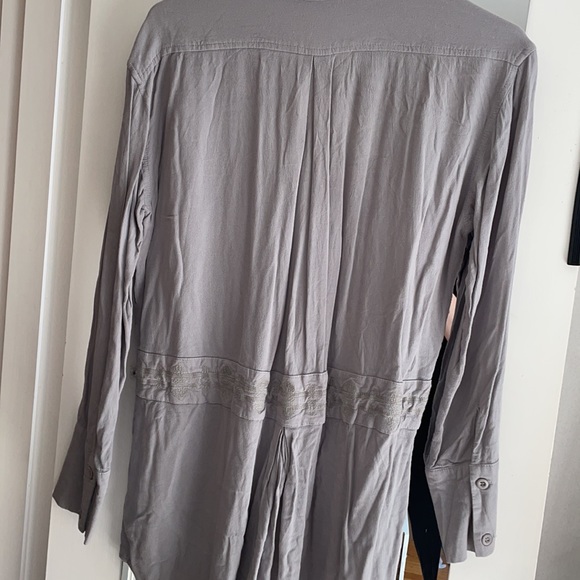 Grey great shape shirt with tie - Picture 8 of 9